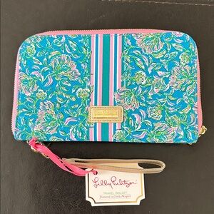 Lilly Pulitzer Blue and Pink Floral Travel Wallet NWT